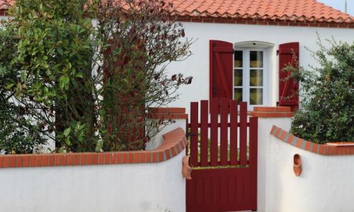 Portillon avec découpe à personaliser sur chantier en Vendée (85) - coloris 209